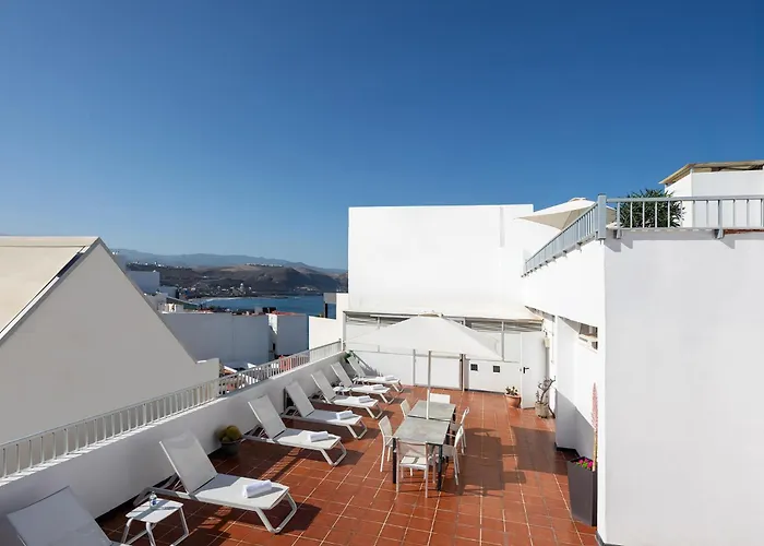 Hotel Crisol Faycán 3*